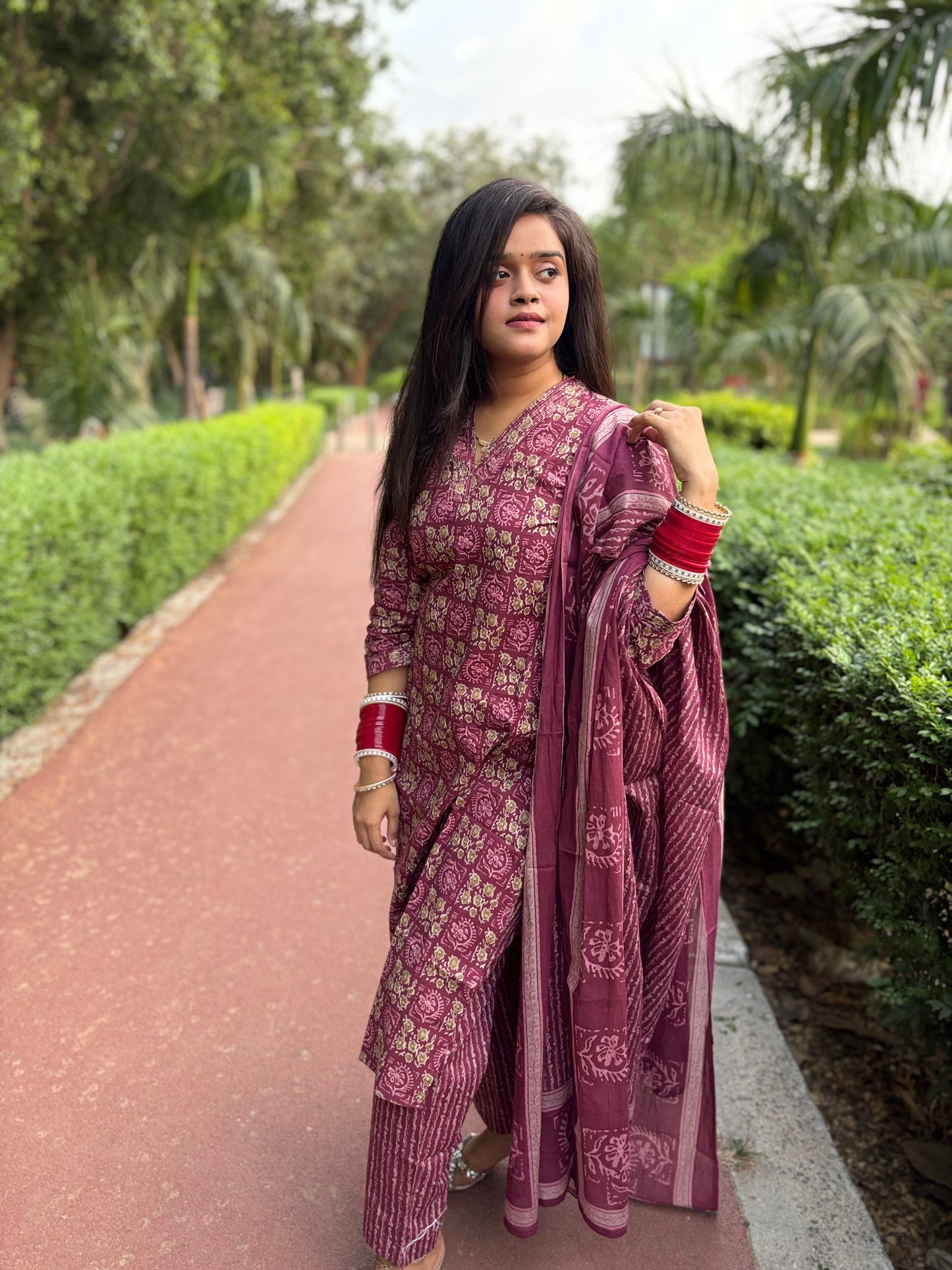 Phoolkari - Mauve 3 Piece Straight Suit Set