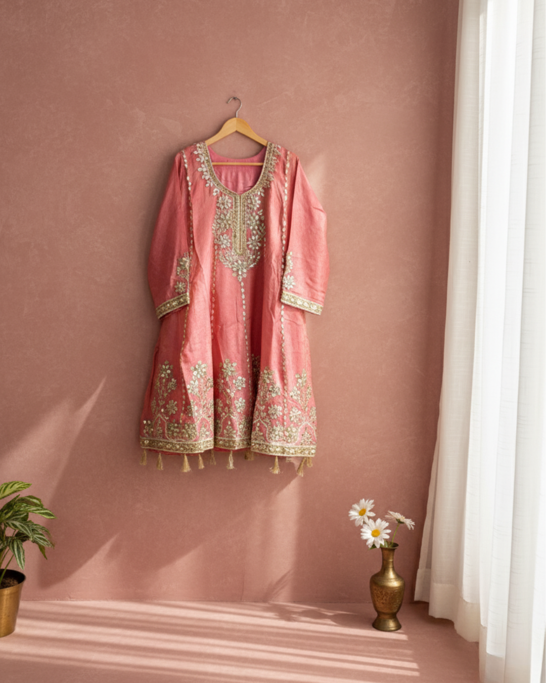 Gulaabi Shaan - 3 Piece Pink Suit Set (Tunic Kurta, Farshi Salwar & Dupatta)